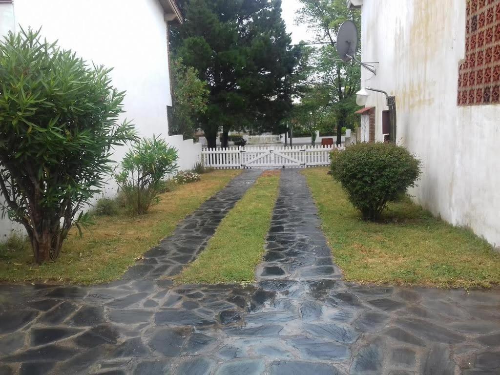 Duplex cerca del Mar en Las Toninas Exterior foto